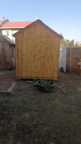 Royal Wendys houses - Call us on 087 702 3113 2 wendy house